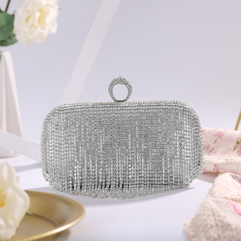 Clutch Ring-encrusted Diamond Banquet Bag