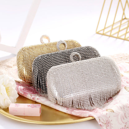 Clutch Ring-encrusted Diamond Banquet Bag